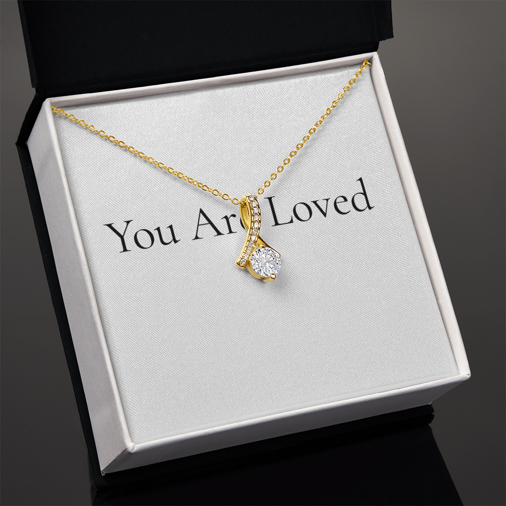 Alluring Beauty Pendant Necklace | Luxury Gift for Her