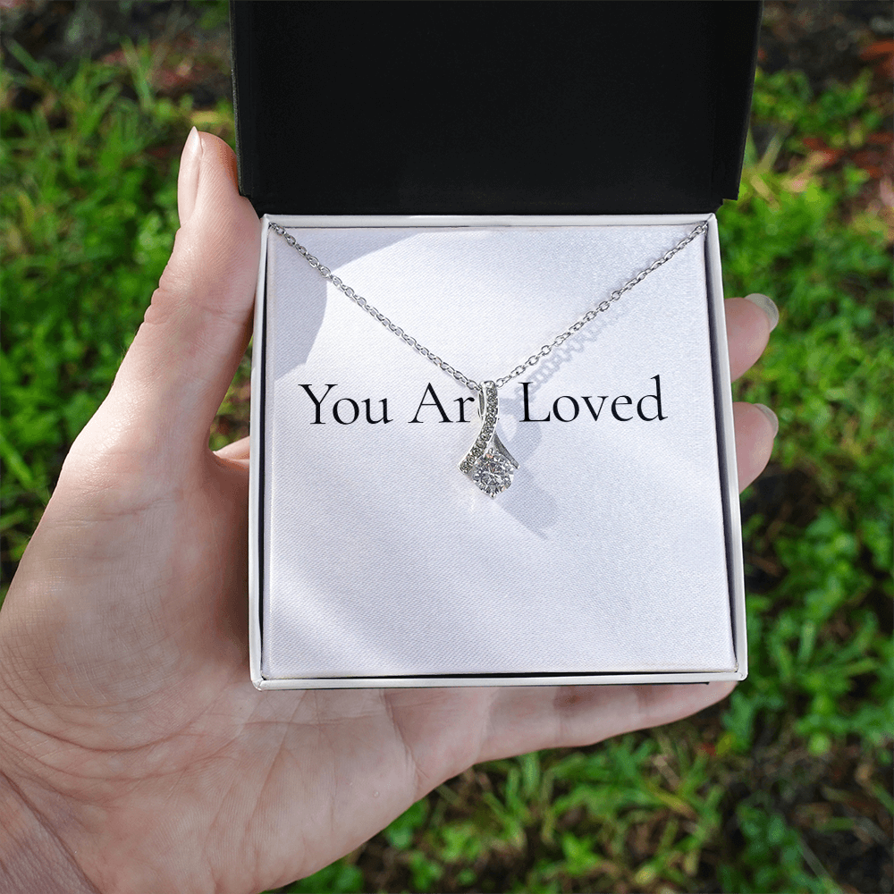 Alluring Beauty Pendant Necklace | Luxury Gift for Her