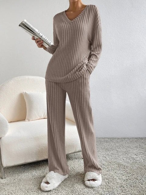 Casual 2-Piece Loungewear Set - BH Comfy Cozy
