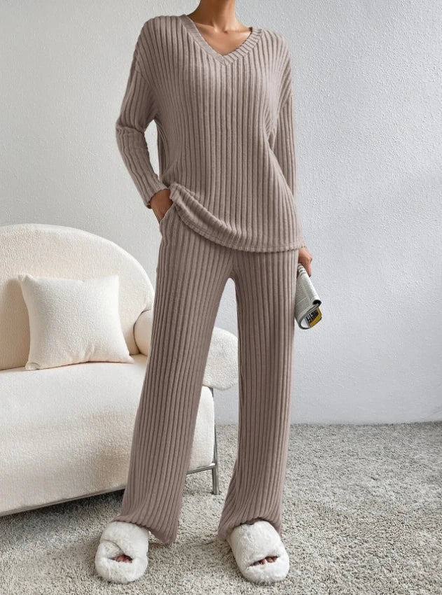 Casual 2-Piece Loungewear Set - BH Comfy Cozy