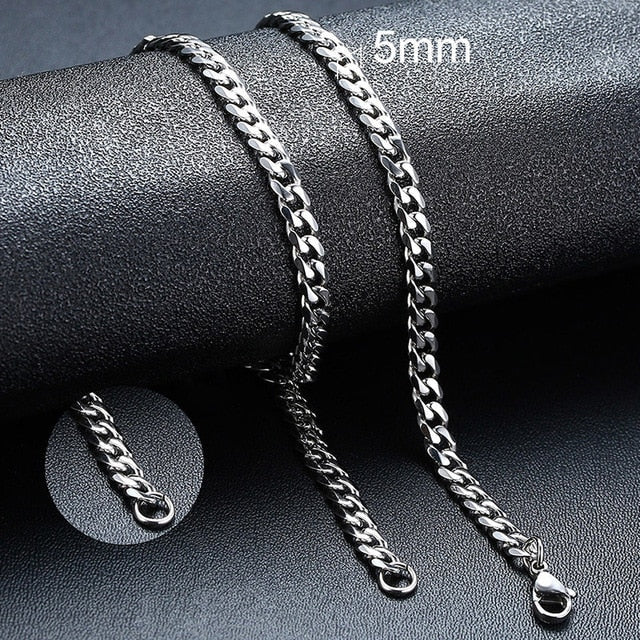 Twisted Rope Figaro Necklaces - BH Comfy Cozy